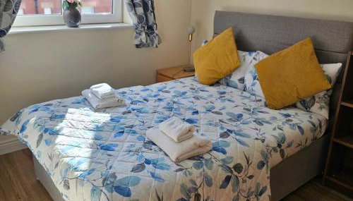Edinburgh city centre one private bedroom in shared apartment with private bathroom with free car parking - Foto 5