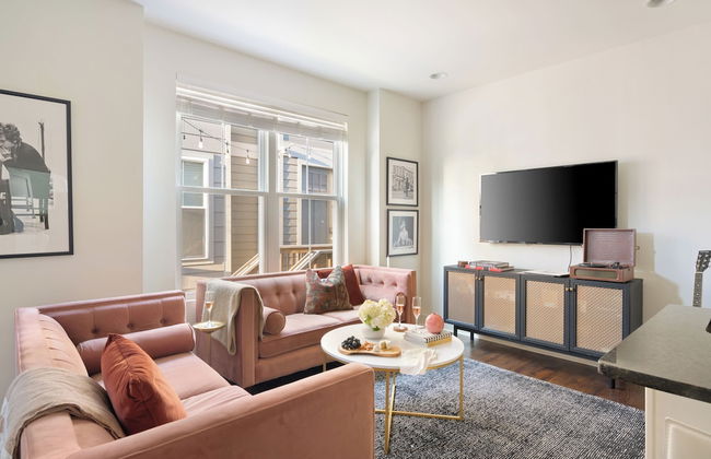 Hart Suites by AvantStay – Stylish Townhome Near Downtown Nashville - Foto 22