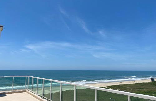 Lindo Studio Matinhos Prédio na beira mar. - Foto 12