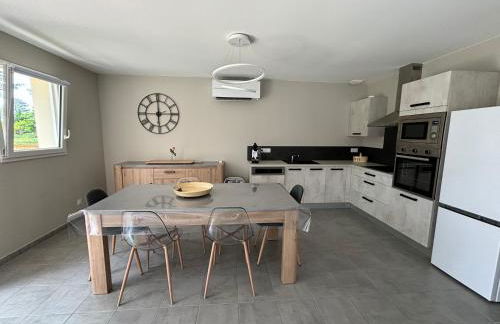 Maison neuve classement 3 étoiles avec accès privé piste cyclable, 6 personnes - Foto 2