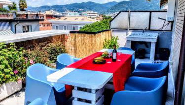 -Penthouse con Terrazza Panoramica -Free Parking- - Foto 2