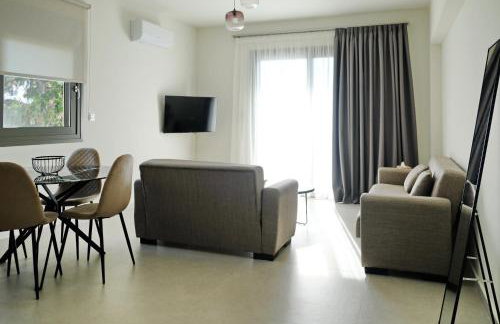 Poseidon 77B Luxury Residences - Photo 35