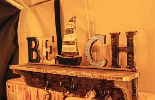 Fabulous West Virginia Glamping Tent - Foto 11