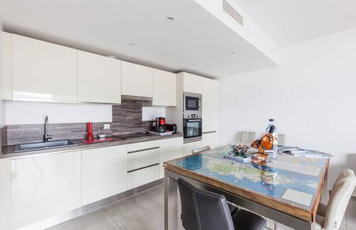 T2 d'exception 100m plage terrasse vue mer et montagnes - Foto 12