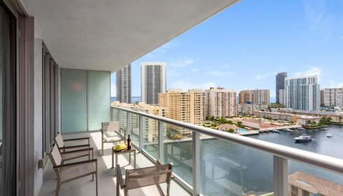 Infinite View, Balcony with Gym and Amazing Pool - Foto 2