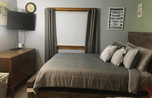 Home Away From Home, Recently Renovated - Foto 22