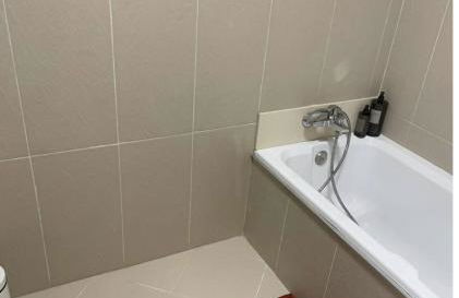 Alojamiento espacioso ideal para visitas en grupo - Photo 2