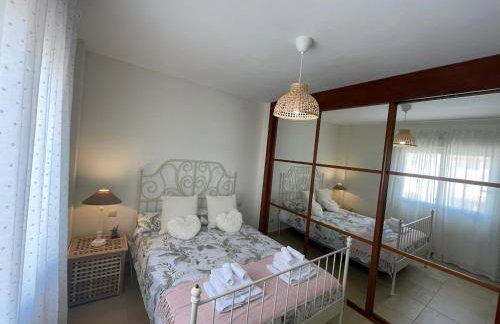 Apartamento con piscina y terraza muy cerca de la playa - Foto 6