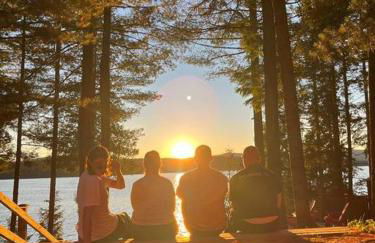 Well-appointed Adirondack cabin directly on 9-mile lake - Foto 77