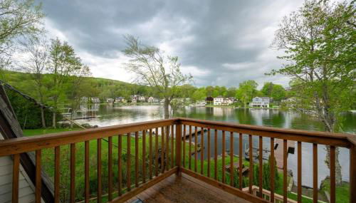 Waterfront Cottage at Highland Lake with Dock - Foto 5