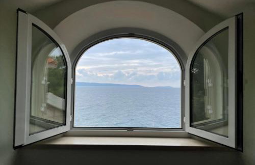 Luxury Seaside Villa with a classic Mediterranean Olive Garden, a fully equipped Professional Kitchen, Pool, Sauna, Padle Boards and Canoe - Miolin Beach House - Photo 56