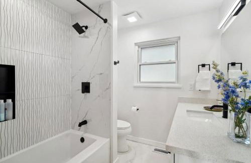 Luxury Retreat near beaches, 12 miles to Seattle - Foto 19