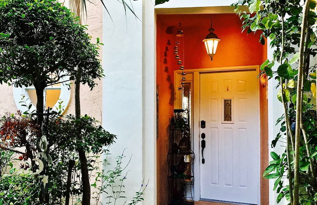 Private-Luxurious Mediterranean Villa - Photo 1