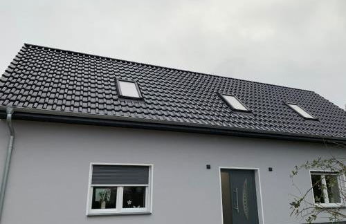 Haus Benz für 8 Personen - 4 Zimmer m. Dusche Vollausstattung 1km v. Wittenberge Baustelle A14 Parkplätze Grill Gemeinschaftsküche - Photo 7