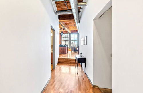 Holiday Magic Awaits-Host in STL DWTN Loft-6D - Foto 14