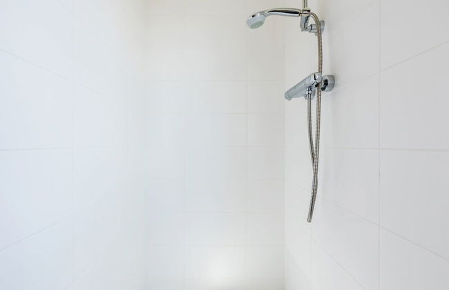 Beachside Villa + Sauna - Photo 14