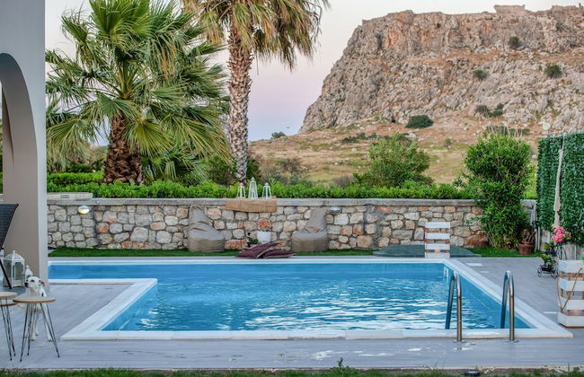 Haraki Villas - Photo 32