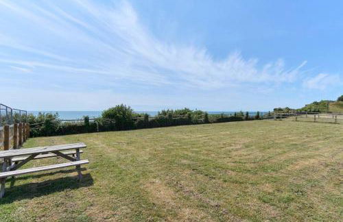 The Penthouse In Bonchurch By Greenstay Serviced Accommodation - Stunning 3 Bed Apt With Sea Views & Parking - Perfect for Families, Small Groups & Business Travellers - Dog Friendly - Fast Wi-Fi - 1000 Mbps - Close To Ventnor & Shanklin - 5 mins To Beach - Foto 11