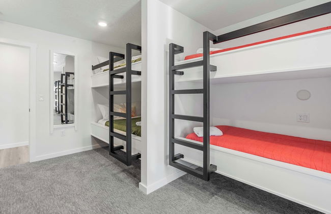 Vintage Desert 5 BDR w/ Resort Amenities - Foto 2