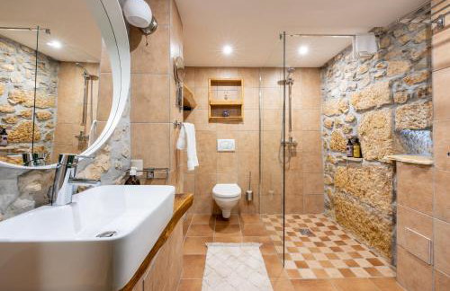 Villa Cocoon - Vacation Home with Heated Pool & Garden - Foto 36