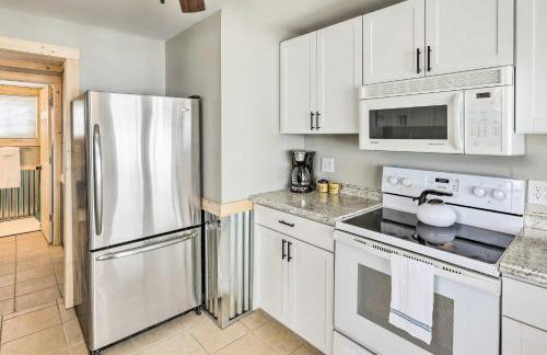 Lakefront Vacation Rental with Fire Pit and Dock! - Foto 8