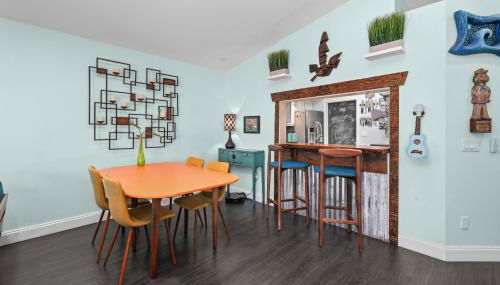 3 Bedroom Tropical Oasis in Jax Beach - Photo 4