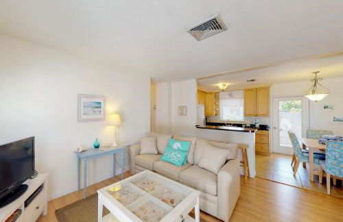 Blue Wave Villa East - Photo 8