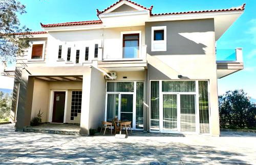 Presidential Sea View - Photo 3