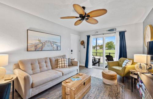 Beachside Condo Downtown with Lake Michigan Views - Foto 1