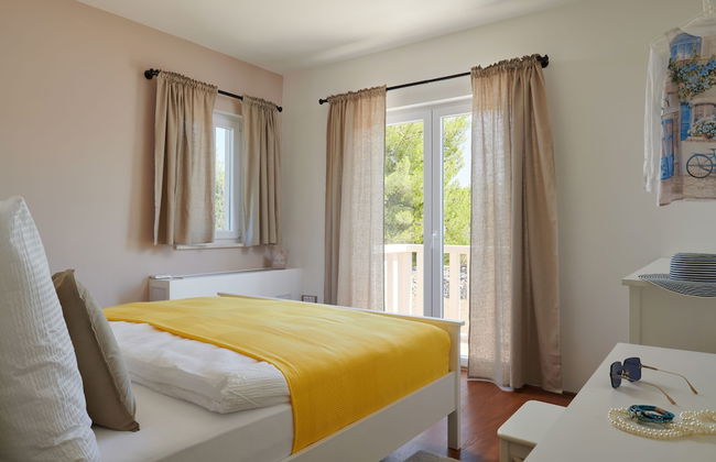 Luxury Villas Stari Grad - Photo 13