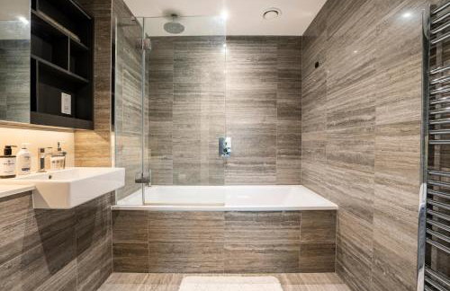 Stunning London city view large 1 bed apt - Foto 32