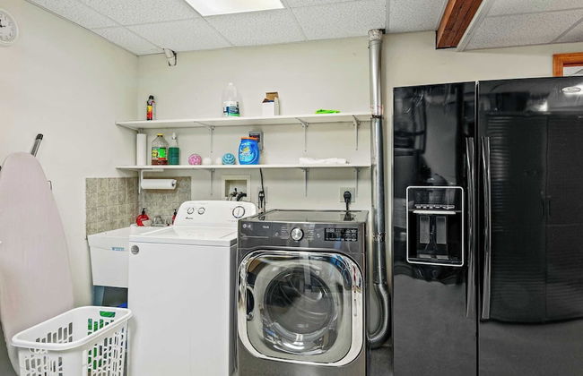 Lake View Retreat Avantstay Entertainer's Home Yard, Deck, Game Room - Foto 37