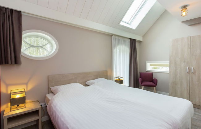 Holiday Home in Oostkapelle Near Forest - Photo 13