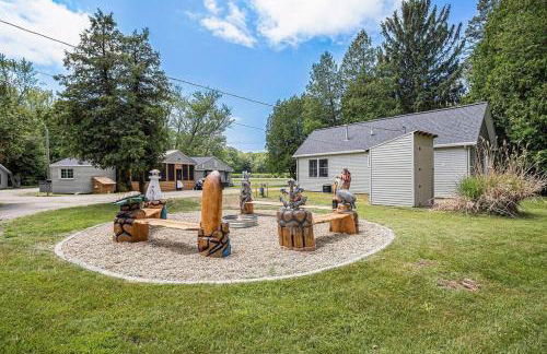 Spacious Pickleball Pines - Foto 4