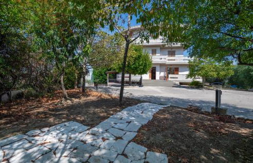 Cozy Home In Stegidio Alla Vibrata - Foto 6