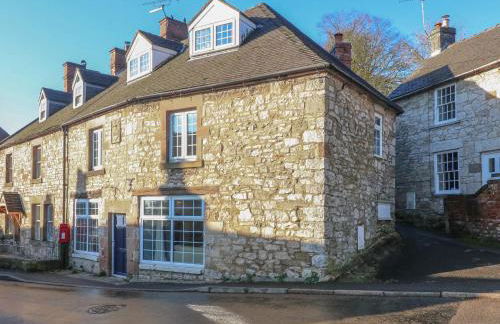 Lovely 4 bed House Sleeping 8 Near Ashbourne - Foto 1