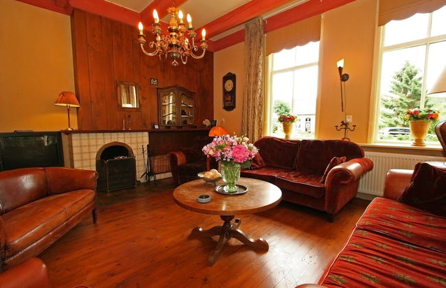 Secluded Farmhouse in Balkbrug with Hot Tub - Foto 9