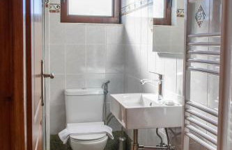 Rokani Studio II at Kalavrita Center - Photo 18