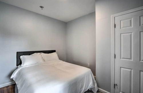 Astonishing 4BR Bright *Apt with modern amenities! - Photo 20