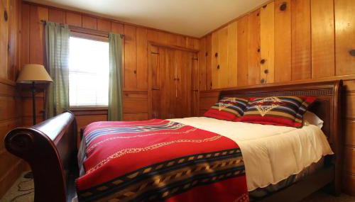 Ahwahnee-be Vintage Cabin - Walk to town! - Foto 4