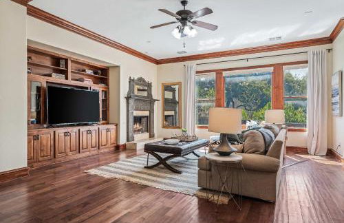 ATX Oasis - Pool, Hot tub, Firepit & Billiards - Foto 6