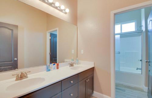 Remodeled Livingston Home with Private Backyard! - Foto 17