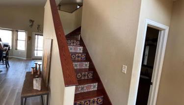 Sparkling Foothills Home 3 bed and loft 2 bath pool home - 14 day minimum - Foto 3