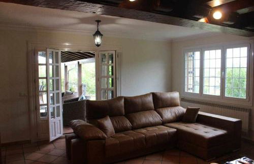 SagastiEnea Villa con Piscina y Tenis en la Rioja - Photo 16