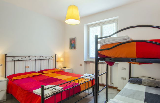 3 bedroom House in Bellano with private pool and garden - Photo 13