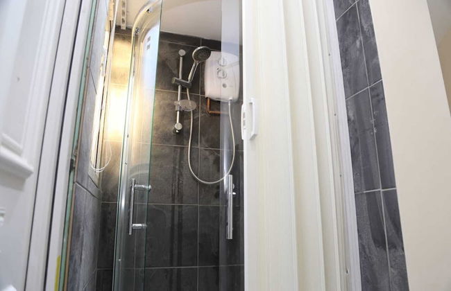 Budget 4-bedrooms In Thamesmead - Foto 25