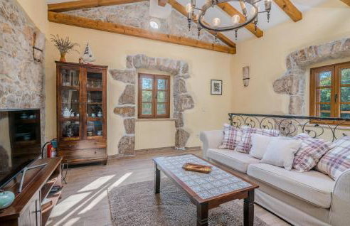 Stunning Home In Svet Vid Dobrinjski - Photo 4