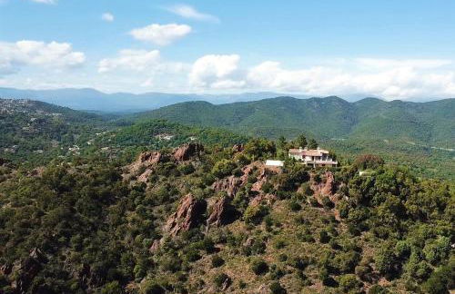 VILLA L'ESTEREL AVEC PISCINE VUE MER -MANDELIEU 06210- 6 Pers - Foto 21