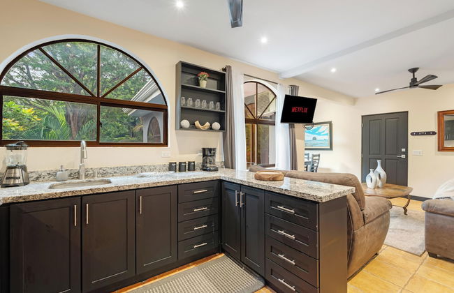 Suite 3 - Jaguar Beach & Pool 2 BR Condo - Foto 16