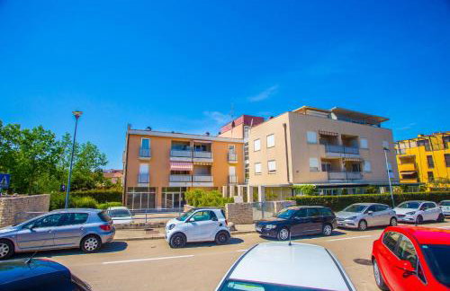 Apartment Dora near Sea and Center with Private Garage - Foto 3